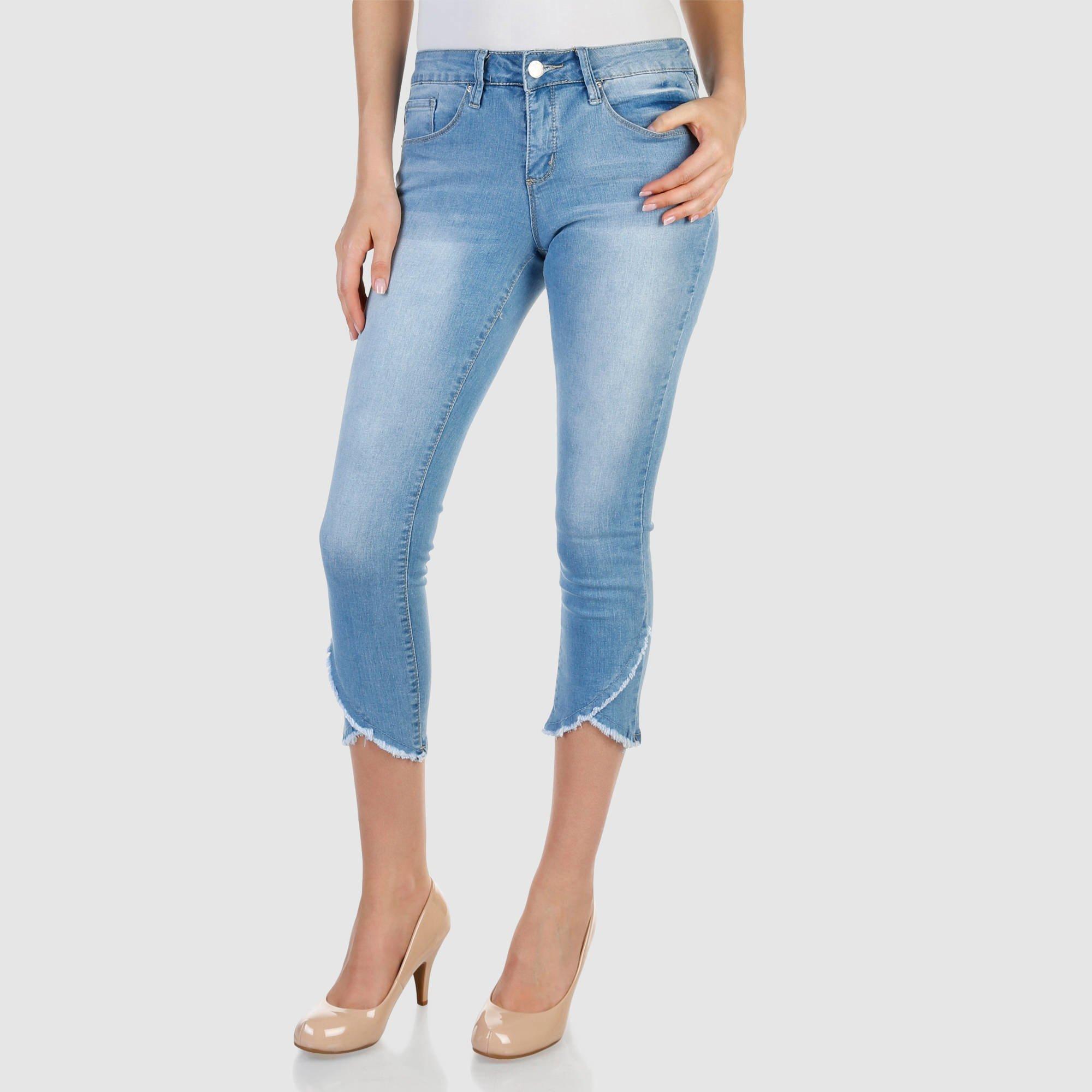 ankle skinny with destroyed hem and cut off back pockets in light classic