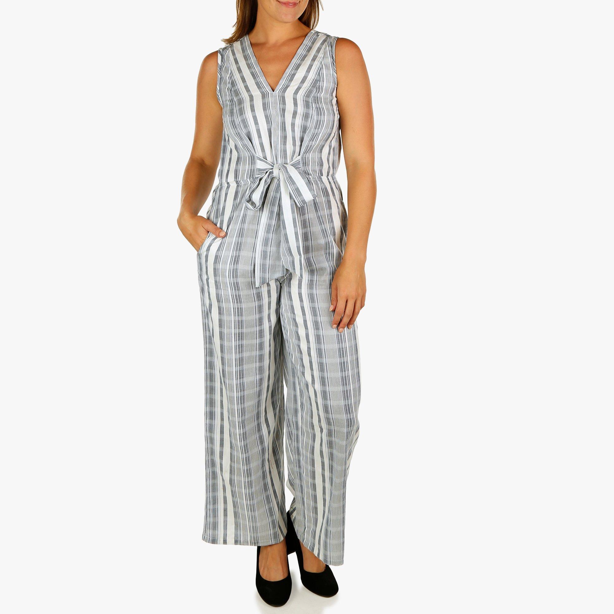 linen sleeveless jumpsuit