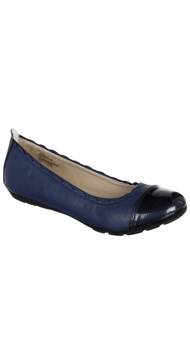 ballet flats with scalloped edges