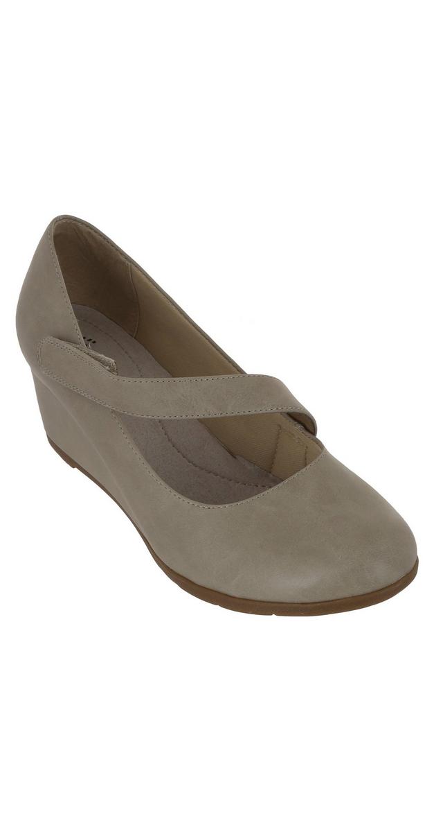 Tillis Mary Jane Wedges - Beige | Burkes Outlet